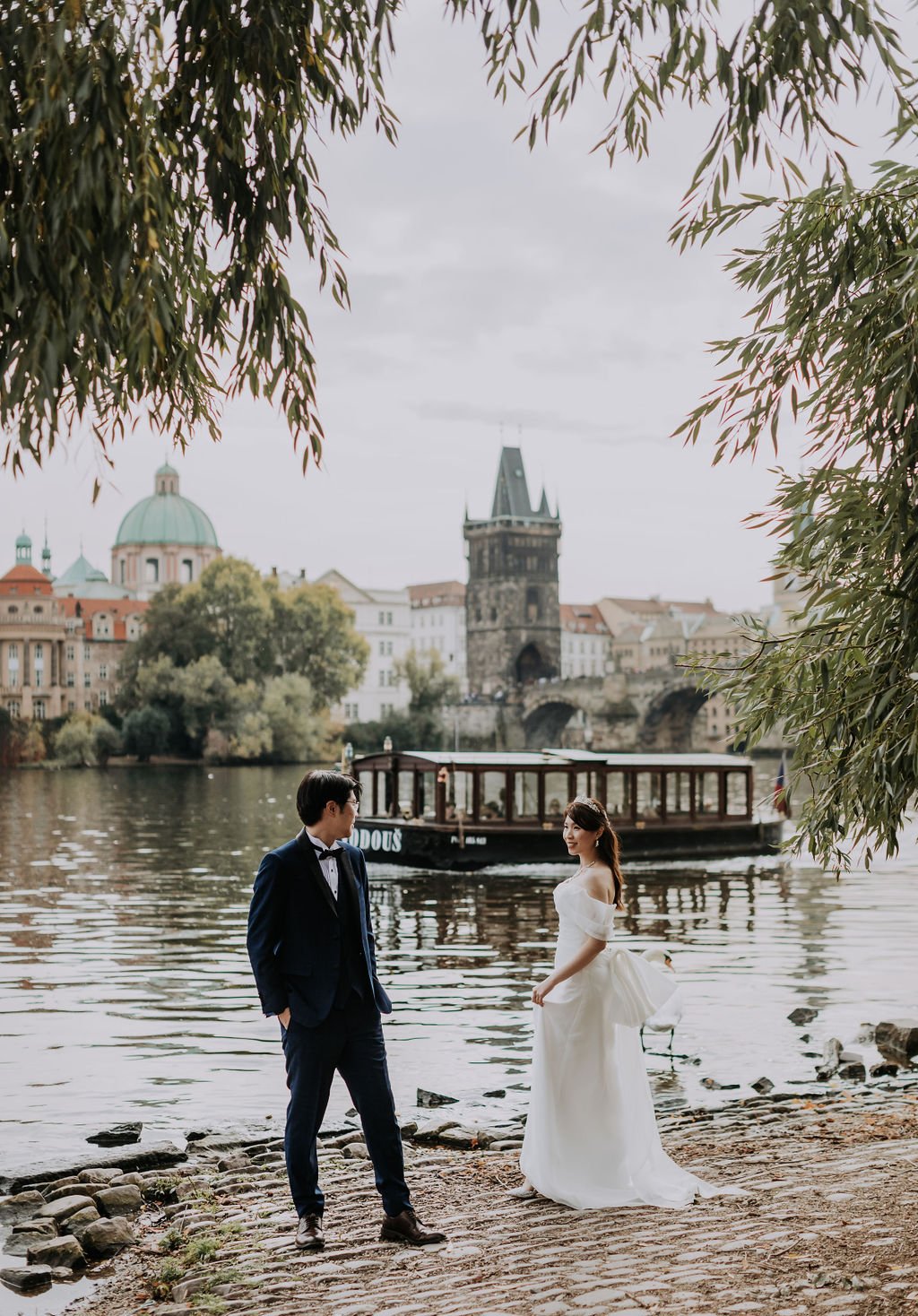Prague prewedding photoshoot at Old Town Square, Vlatava Riverside, Vojanovy Gardens, Wallenstein Garden
