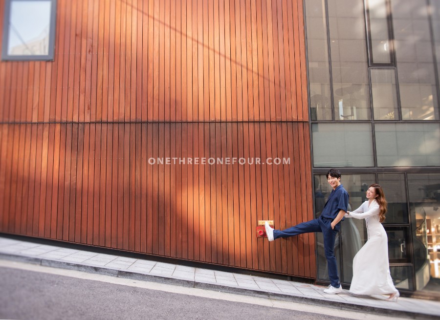 Gravity Studio Simple and Elegant Pre-Wedding Concept = Korean Studio Pre-Wedding by Gravity Studio on OneThreeOneFour 22