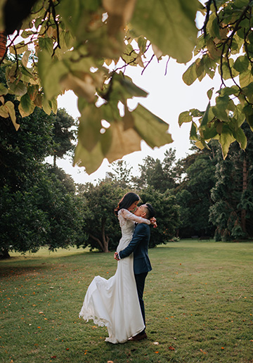 Melbourne Pre-Wedding Photoshoot in Royal Botanical Gardens & Redwood Forest by Freddie on OneThreeOneFour 0