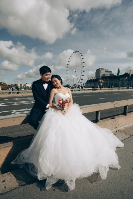 S&H: London Pre-wedding with the Big Ben, London Eye, Westminster Abby by Dom on OneThreeOneFour 12