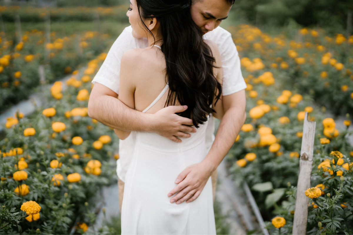 Bali Prewedding Photoshoot At Mount Batur Pinggan Viewpoint, Marigold Field, Pine Forest and nyanyi beach by Cahya on OneThreeOneFour 24