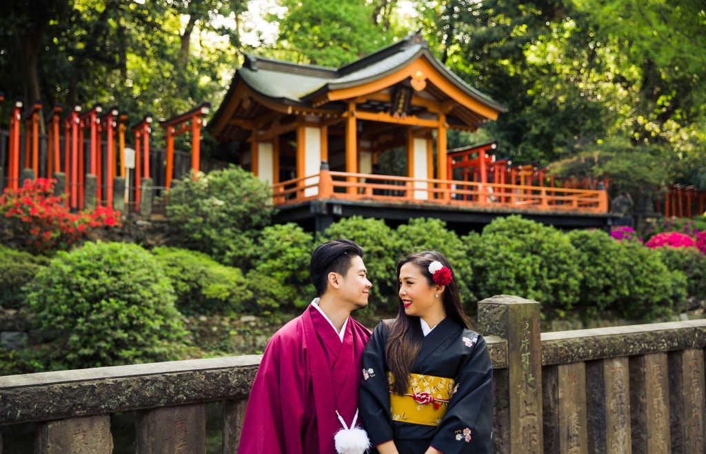 Japan Tokyo Kimono Photoshoot And Surprise Proposal  by Koki  on OneThreeOneFour 10