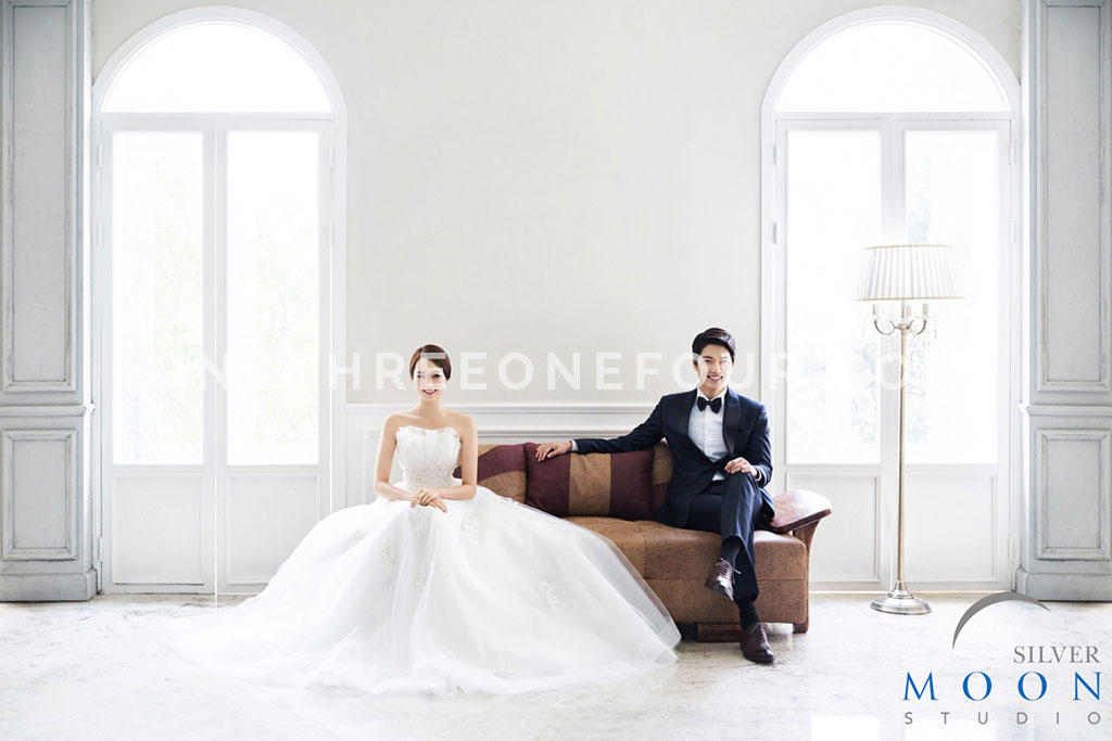 Korean Studio Pre-Wedding Photography: Elegance by Silver Moon Studio on OneThreeOneFour 2