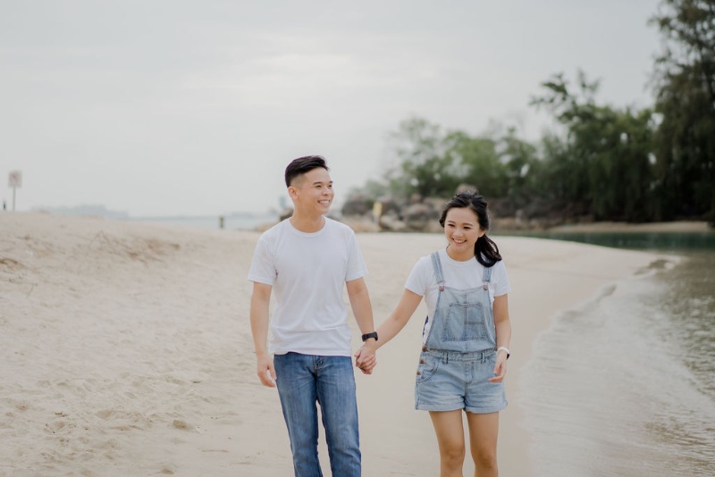 Singapore Casual Couple Photoshoot by Samantha on OneThreeOneFour 3