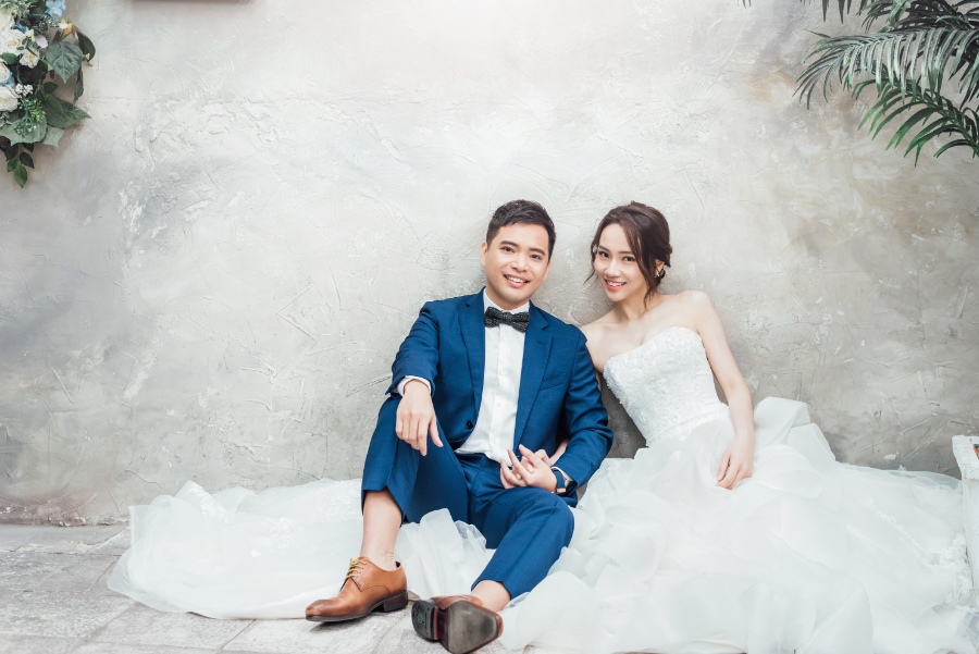 Indoor and outdoor Taiwan prewedding photoshoot  by Doukou on OneThreeOneFour 8