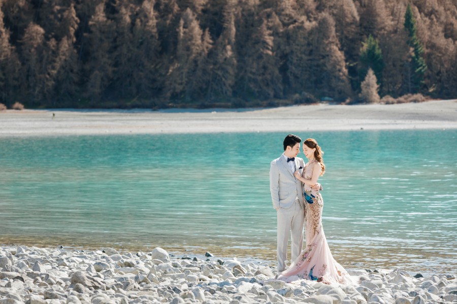 New Zealand Pre-Wedding Photoshoot of R&C: at Alpaca farm, Coromandel Peak, Lake Pukaki, Lake Tekapo, Mt Cook during cherry blossom season by Felix on OneThreeOneFour 18