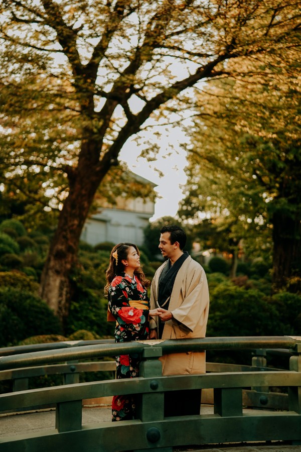 Japan Toyko Kimono Shoot at Nezu Shrine by Ghita  on OneThreeOneFour 21