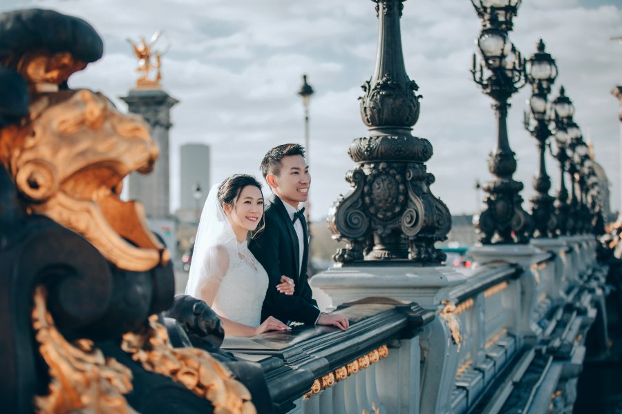 J&A: US Couple's Paris Day to Night Pre-wedding Photoshoot by Yao on OneThreeOneFour 11