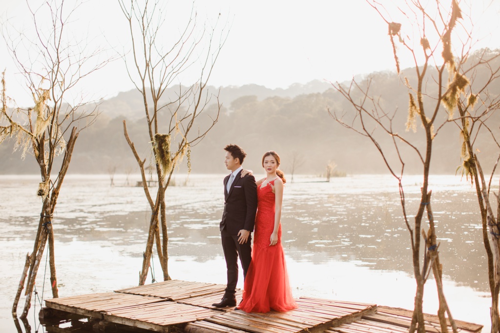 Bali Pre-Wedding Photoshoot At Tamblingan Lake And Forest  by Hendra on OneThreeOneFour 1