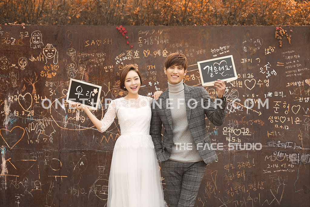 [AUTUMN] Korean Studio Pre-Wedding Photography: Seonyudo Park (선유도 공원)  (Outdoor) by The Face Studio on OneThreeOneFour 8