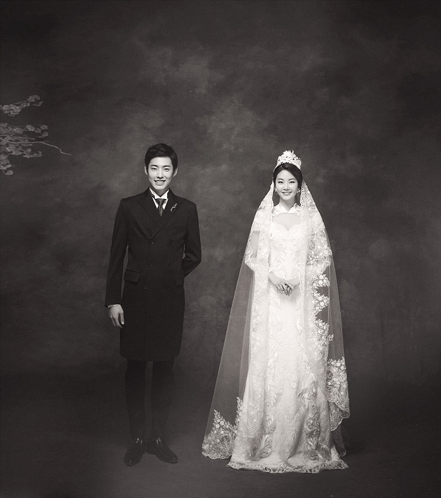 Korean Studio Pre-Wedding Photography: 2016 Romantic Vintage Collection  by Bong Studio on OneThreeOneFour 26