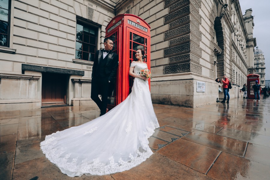 L&A: Whimsical Pre-wedding in London by Dom on OneThreeOneFour 7