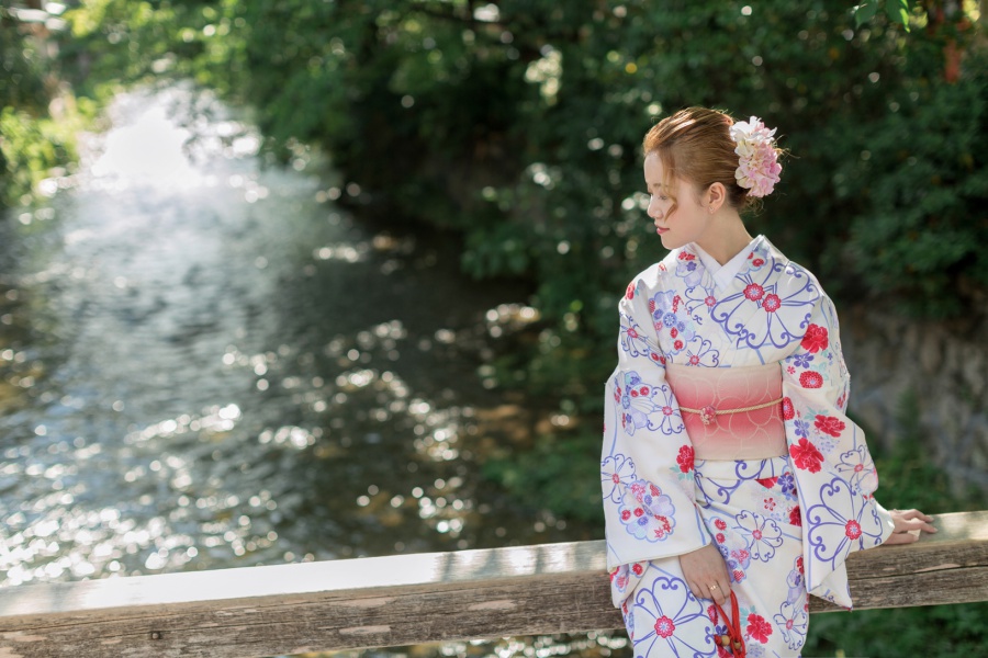 Japan Kyoto Kimono And Casual Photoshoot At Gion District  by Kinosaki on OneThreeOneFour 4