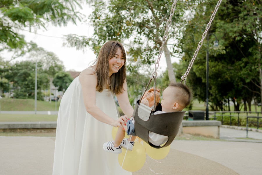 A&M: Casual family photoshoot in Singapore with young son by Samantha on OneThreeOneFour 5