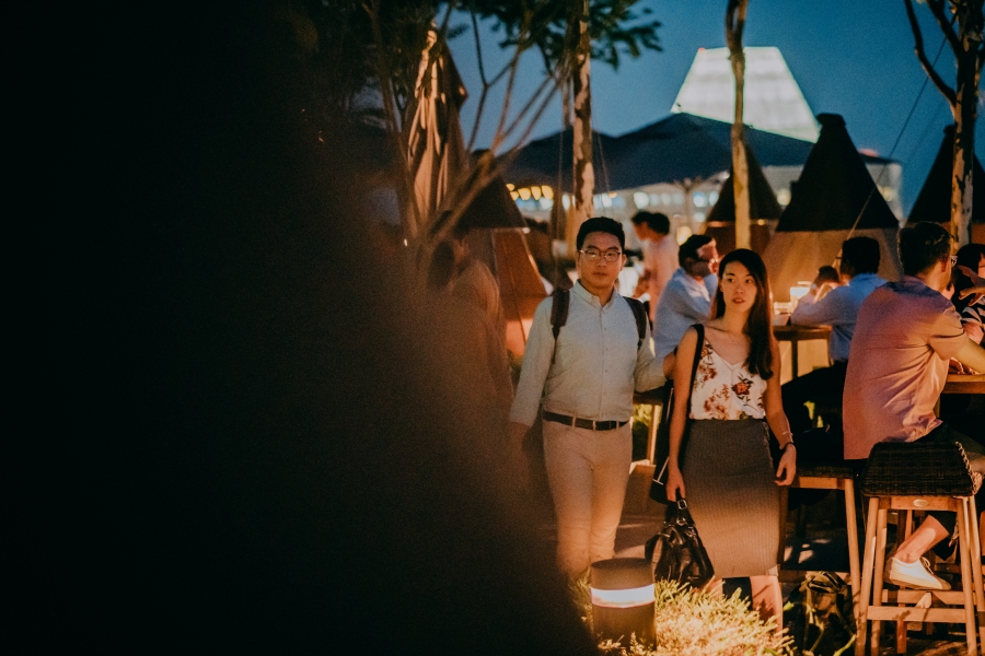 Singapore Surprise Wedding Proposal Photoshoot At Andaz Rooftop Bar, Mr Stork by Michael on OneThreeOneFour 6