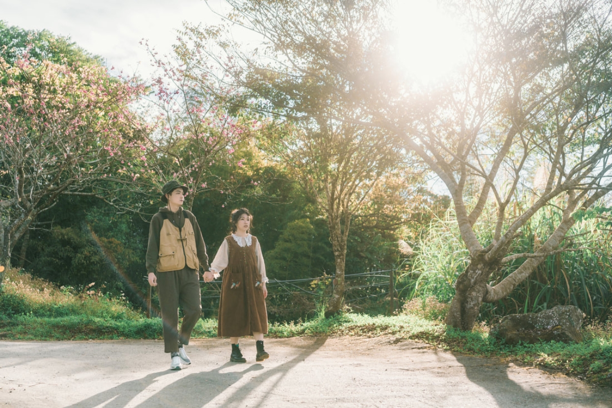 Taiwan Pre-Wedding Photoshoot Countryside Forest Misty Bridges by  on OneThreeOneFour 9