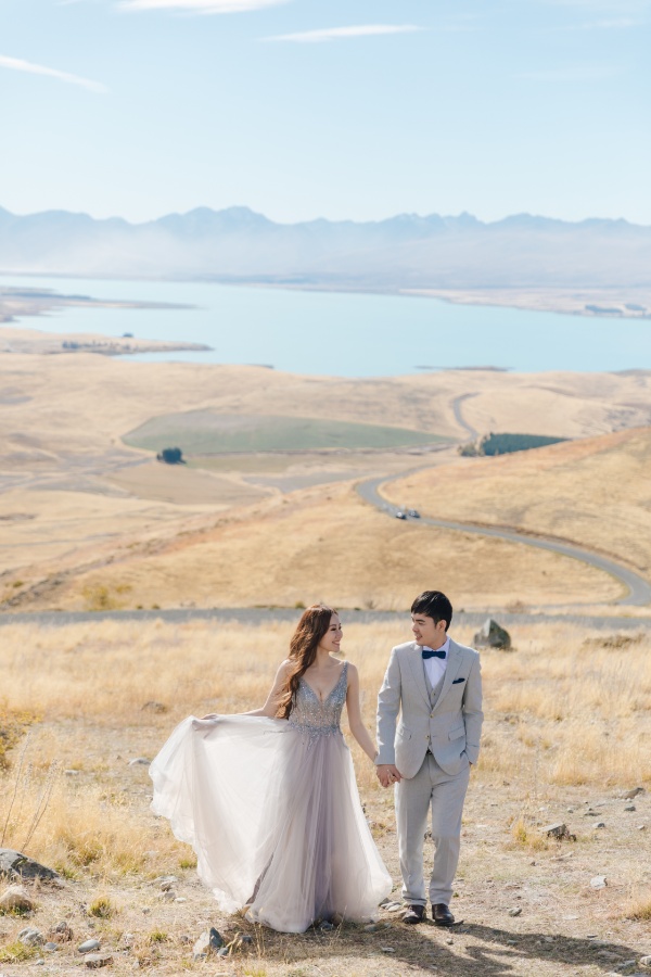 A&D: New Zealand Pre-wedding Photoshoot in Autumn by Felix on OneThreeOneFour 5