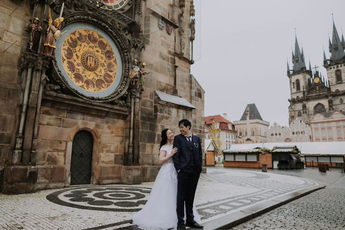 Prague prewedding photoshoot at Astronomical Clock, Old Town Square, Charles Bridge And Petrin Park by Nika on OneThreeOneFour 17