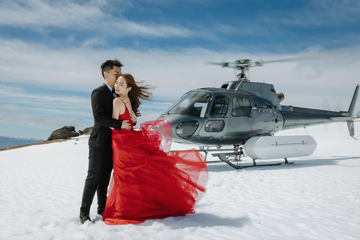 2-Day New Zealand Winter Fairytale Themed Pre-Wedding Photoshoot with Horse and Glaciers and Snow Mountains by Fei on OneThreeOneFour 5
