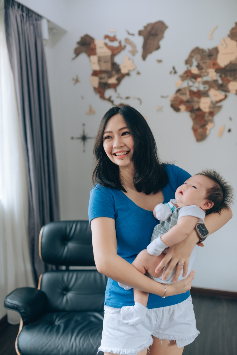 Singapore Family Photoshoot With Newborn Baby At Home by Toh on OneThreeOneFour 14