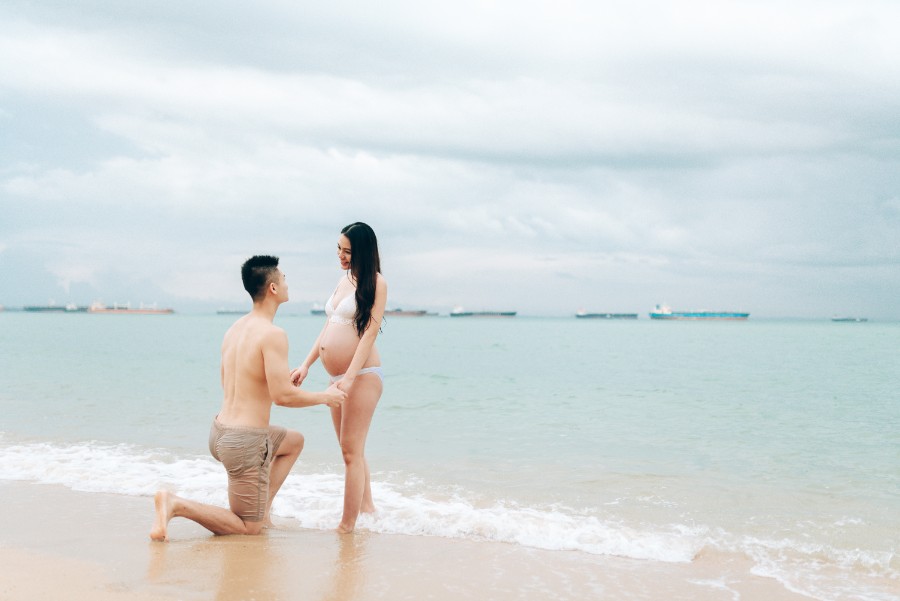 Singaporean influencer Faustina's maternity shoot at East Coast Park by Toh on OneThreeOneFour 17