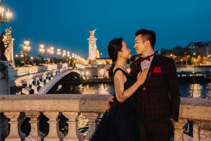 巴黎婚紗拍攝 - 艾菲爾鐵塔與羅浮宮 by Vin on OneThreeOneFour 44