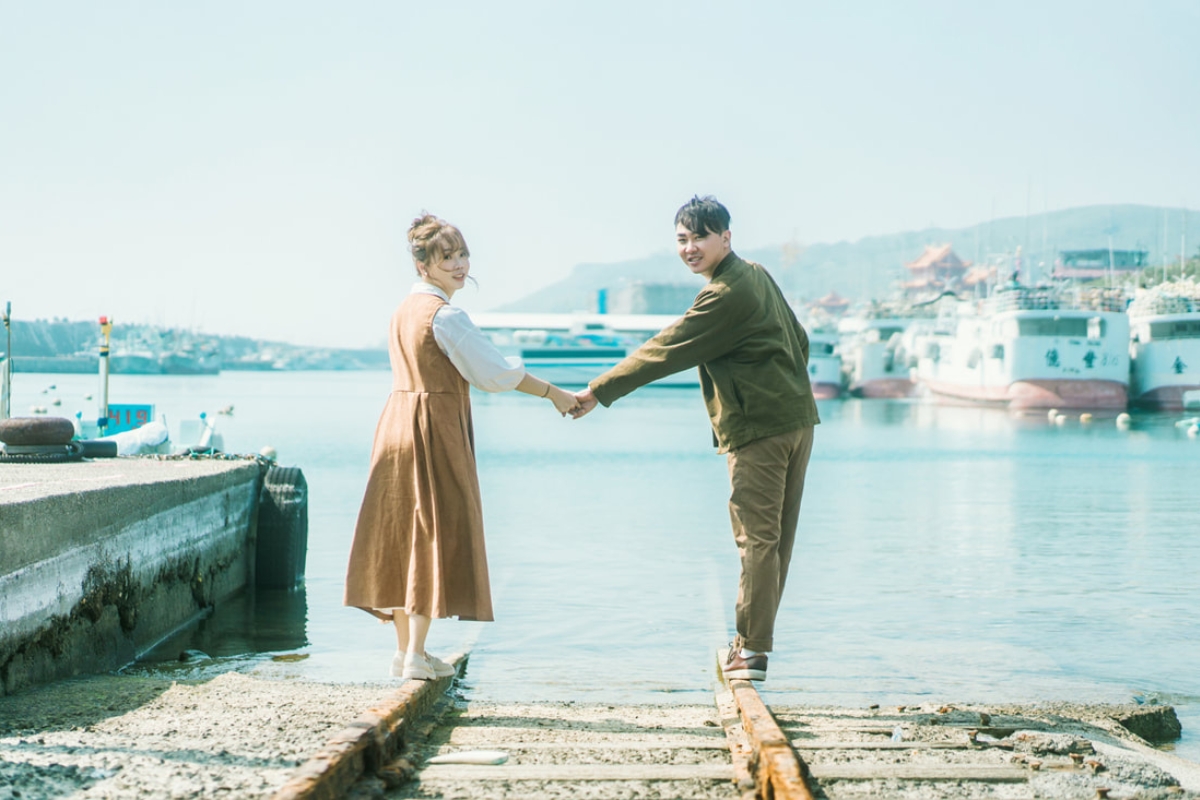 Taiwan Pre-Wedding Photoshoot Ferry Ride Pier Old Town Sea Beach by  on OneThreeOneFour 5