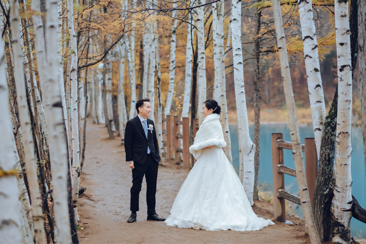 北海道秋季婚前拍攝，包括青池、過山車之路和鳥沼公園 by Kuma on OneThreeOneFour 22