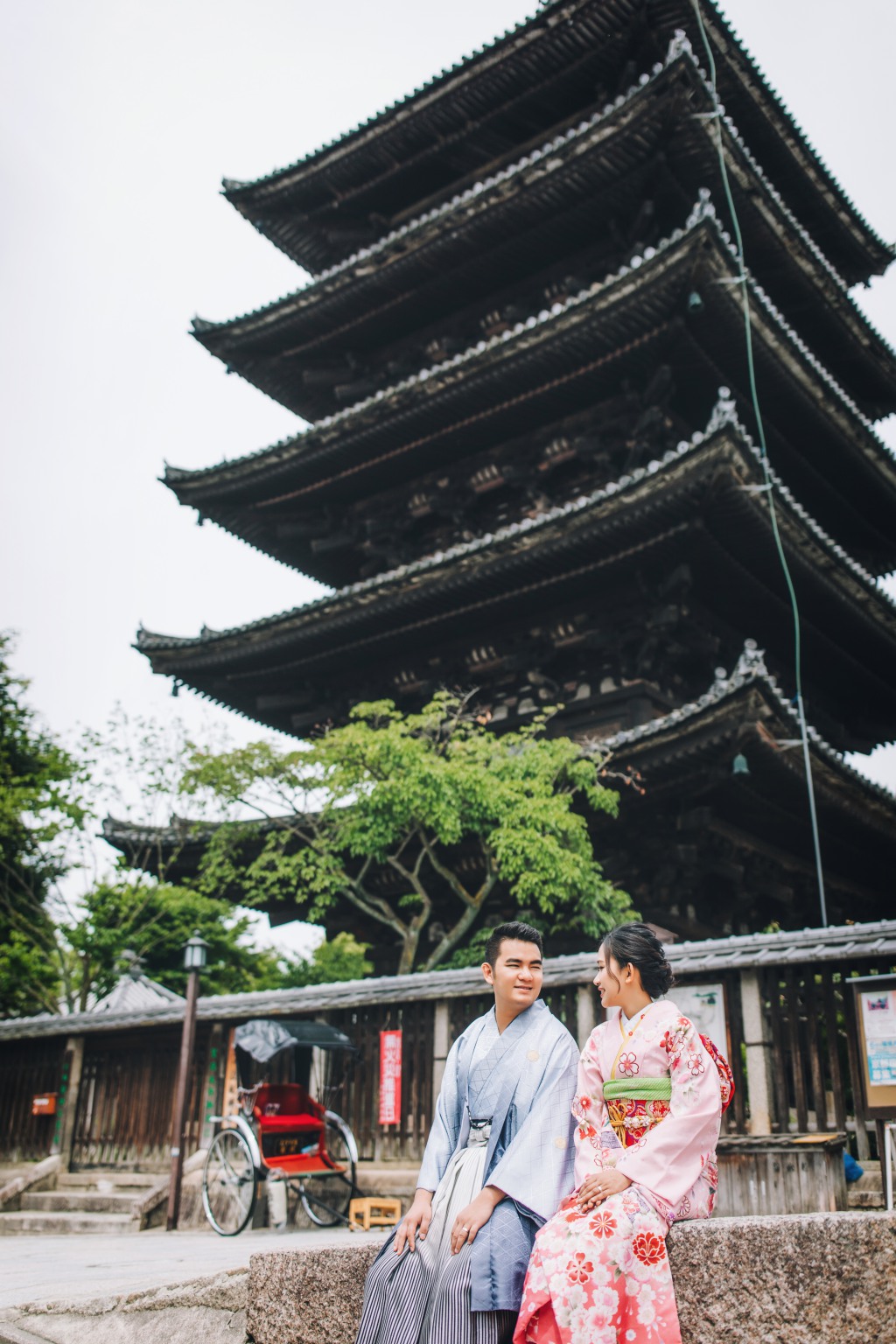 Japan Kyoto Photographer: Kimono And Couple Photoshoot At Kyoto Gion District  by Shu Hao  on OneThreeOneFour 14