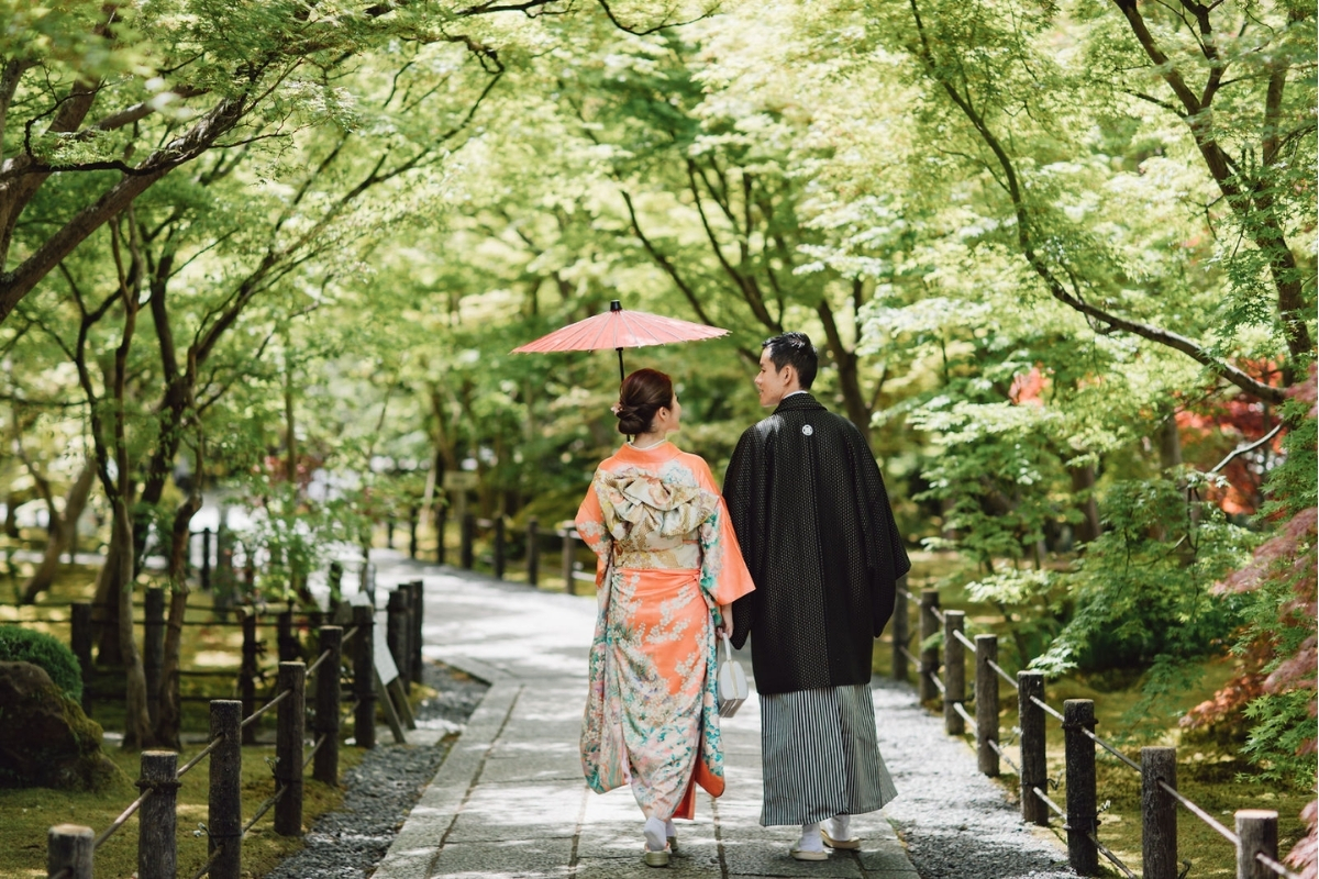 Kyoto Pre-Wedding Photoshoot with Eikando Temple, Mt Wakakusa, and Nara Deer Park by Kinosaki on OneThreeOneFour 5