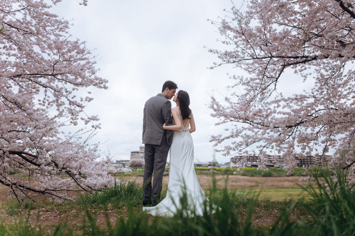 Kyoto Pre-Wedding Photoshoot with Shinnyodo Temple, Arashiyama by Kinosaki on OneThreeOneFour 17