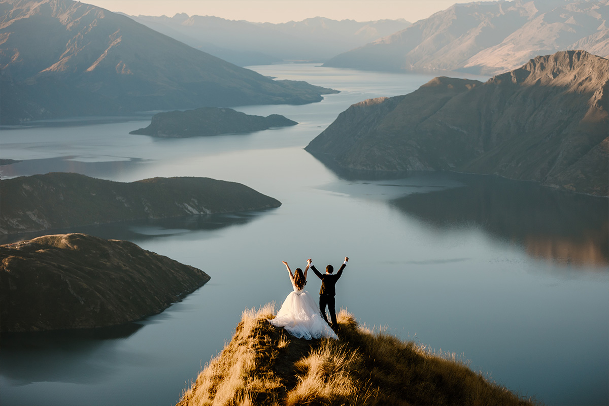 New Zealand Autumn Pre-Wedding Photoshoot at Arrowtown & Coromandel Peak by Fei on OneThreeOneFour 15