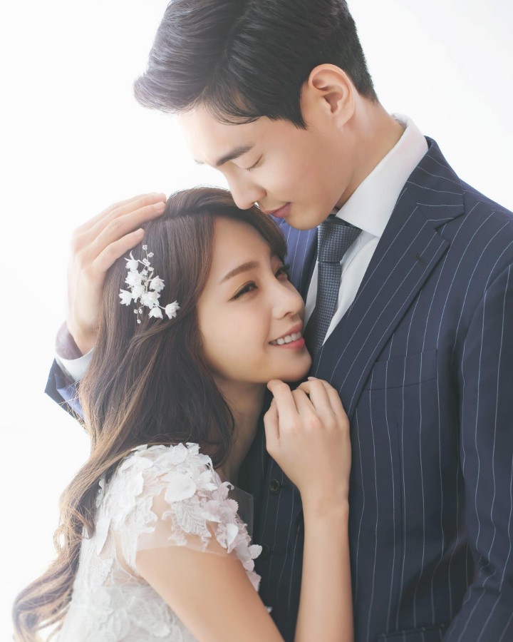 Pium Studio - Seoul Wedding Photographer | OneThreeOneFour