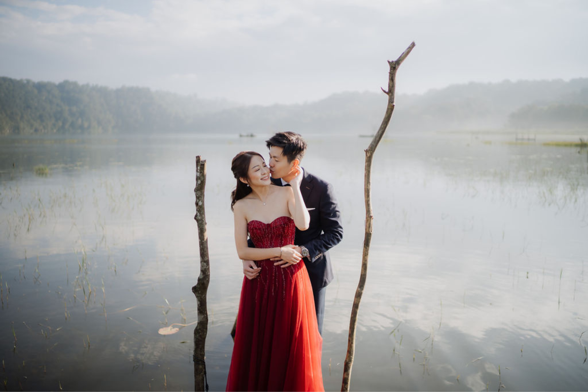 Bali Prewedding Photoshoot At Lake Tamblingan, Munduk Waterfall And Sunset At Mengening Beach by Cahya on OneThreeOneFour 9