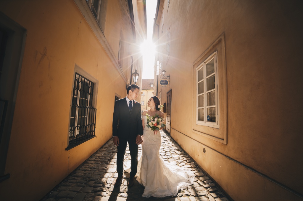 Prague Pre-Wedding Photoshoot At Old Town Square, Vrtba Garden And St. Vitus Cathedral  by Nika  on OneThreeOneFour 8