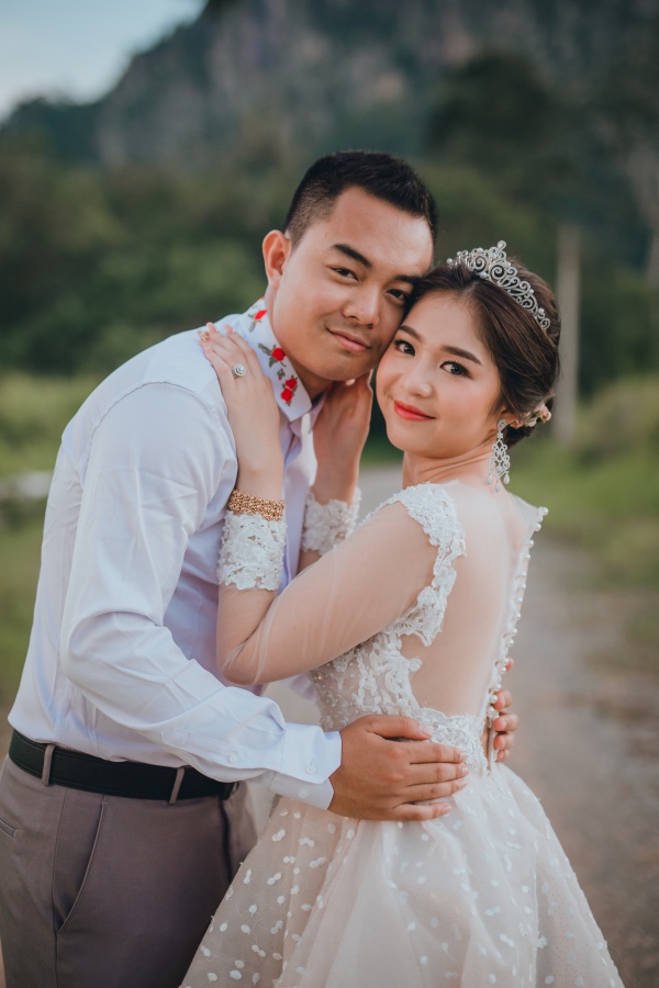 Khao Yai Pre-Wedding Photoshoot At Palio The Little Italian Village For Cambodia Couple by Por on OneThreeOneFour 38