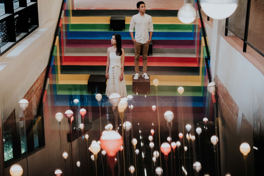 Malaysia Casual Pre Wedding Couple Photoshoot At Linc KL Shopping Mall In Ampang by Yan on OneThreeOneFour 19