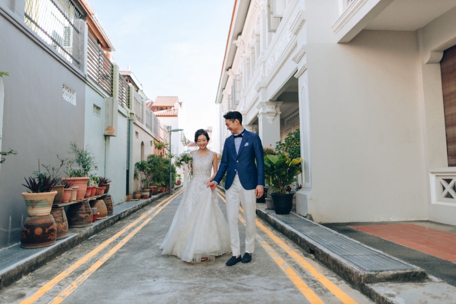 Singapore Pre-Wedding Photoshoot At Joo Chiat Street Peranakan Houses And Local Hawker Centre by Cheng on OneThreeOneFour 4