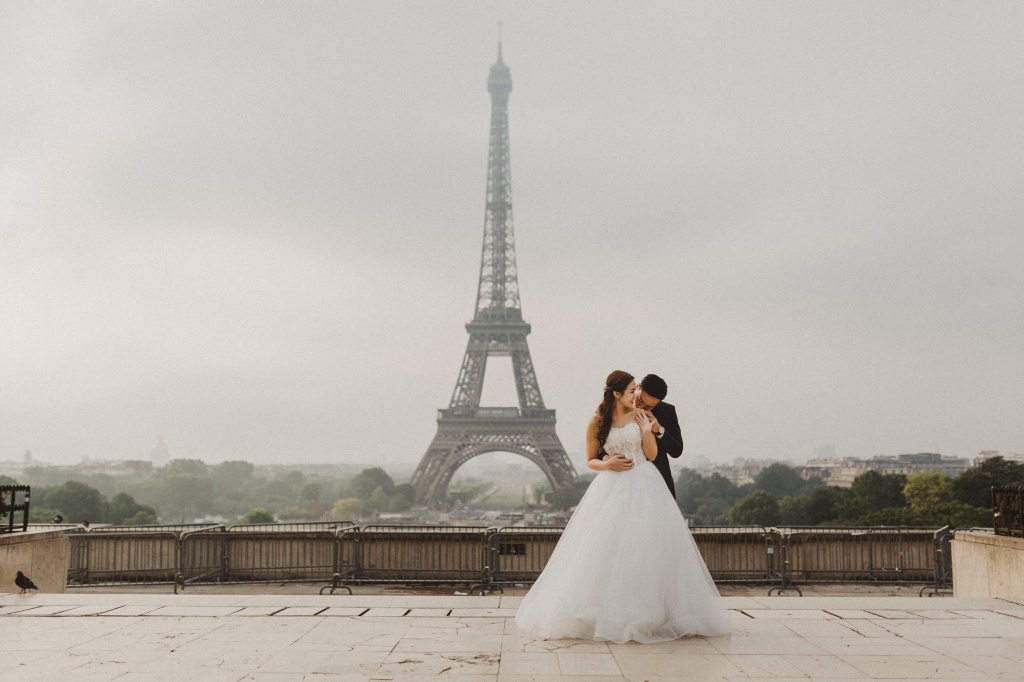 Pre-Wedding Photoshoot In Paris At Eiffel Tower And Palace Of Versailles  by LT on OneThreeOneFour 2