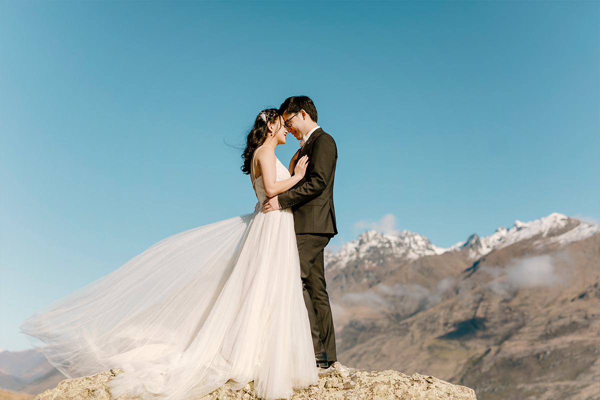 New Zealand Snow Mountains and Glaciers Pre-Wedding Photoshoot by Fei on OneThreeOneFour 1