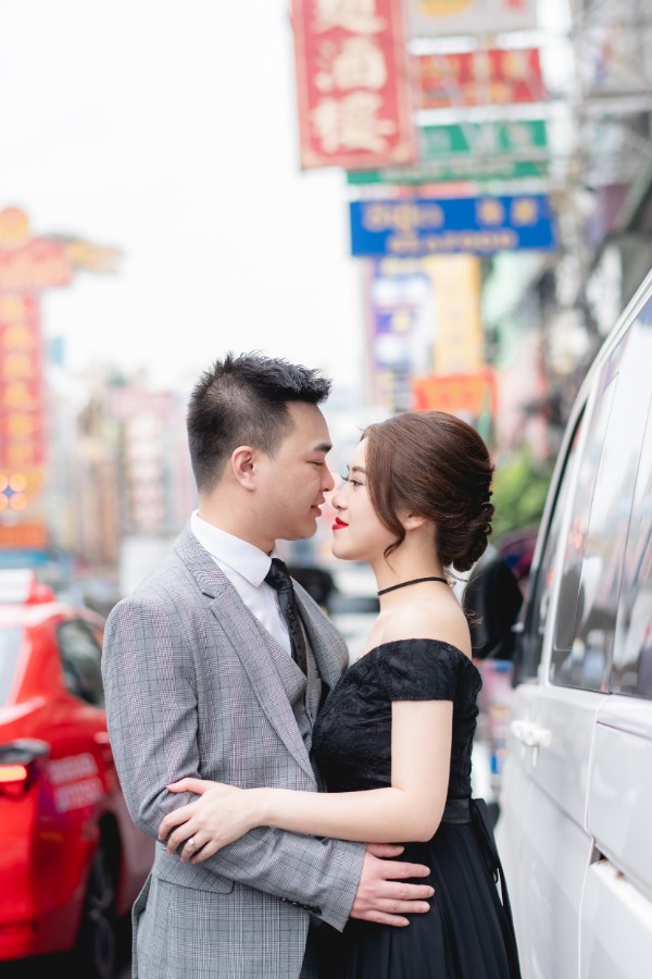 P&T: Bangkok Streets Pre-Wedding Photoshoot  by Nat on OneThreeOneFour 4