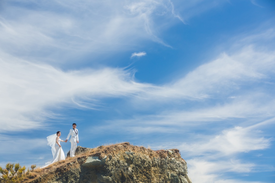 New Zealand Pre-Wedding Photoshoot At Christchurch, Lake Pukaki And Alpaca Farm  by Xing on OneThreeOneFour 18
