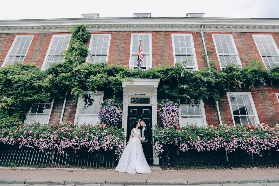 CH&ZW: Nature pre-wedding in London by Dom on OneThreeOneFour 5