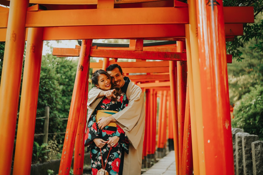 Japan Toyko Kimono Shoot at Nezu Shrine by Ghita  on OneThreeOneFour 1