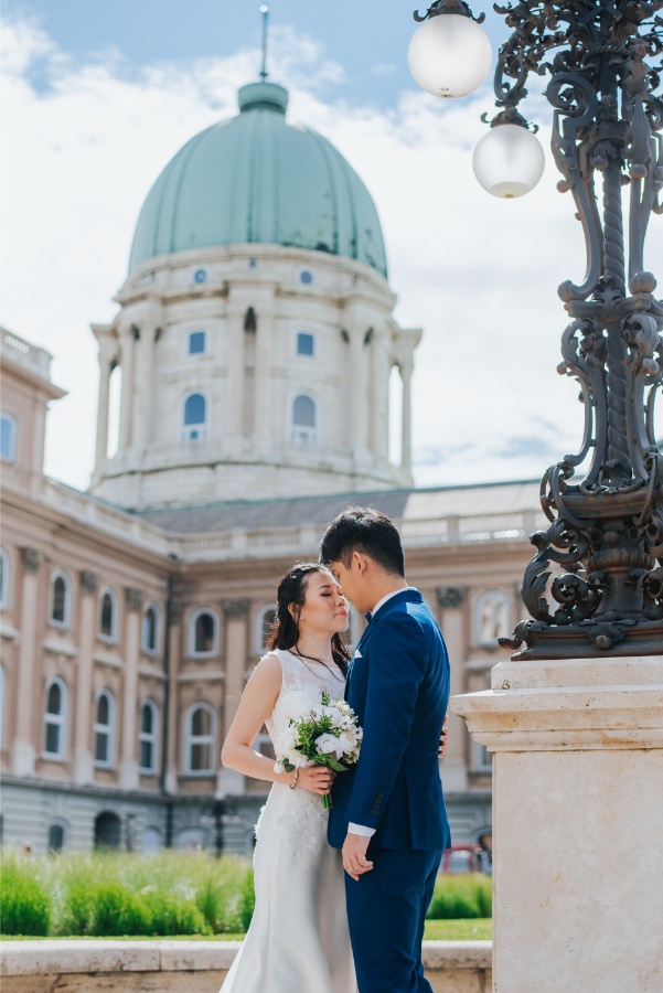 J&W: Budapest Full-day Pre-wedding Photoshoot around Castle Hill by Drew on OneThreeOneFour 17