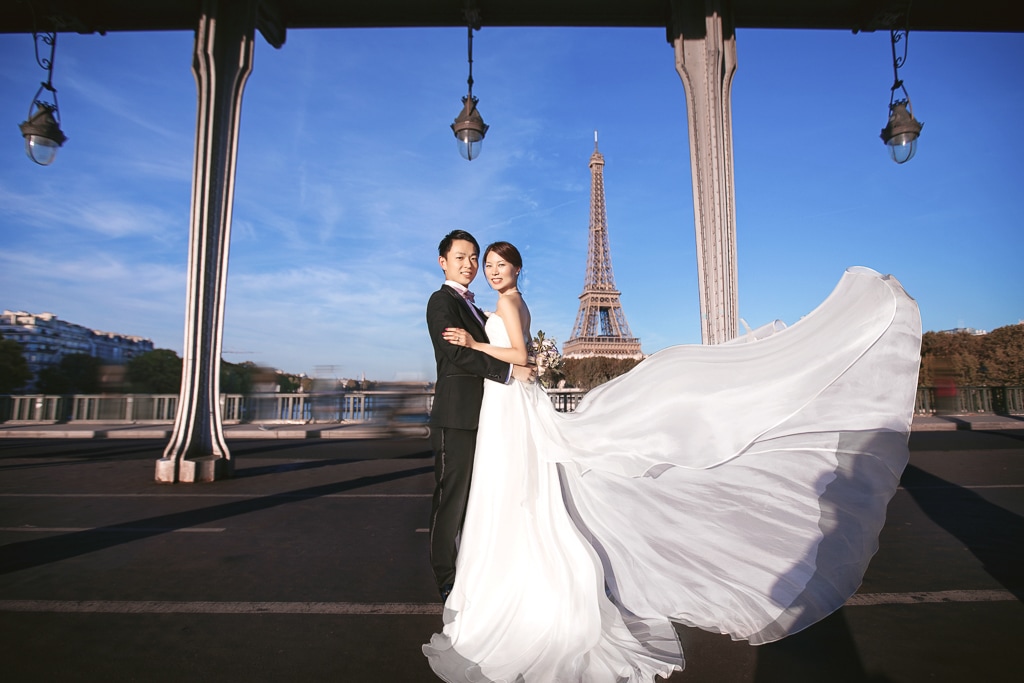Night Shoot in Paris - Wedding Shoot at Louvre Museum, Bir Hakeim, Eiffel Tower by Yao on OneThreeOneFour 13