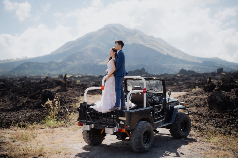 Exploring Love in Bali: Meng Yee & Wei Xin's Jeep Adventure on Mount Batur's Black Lava Fields by Hendra on OneThreeOneFour 21