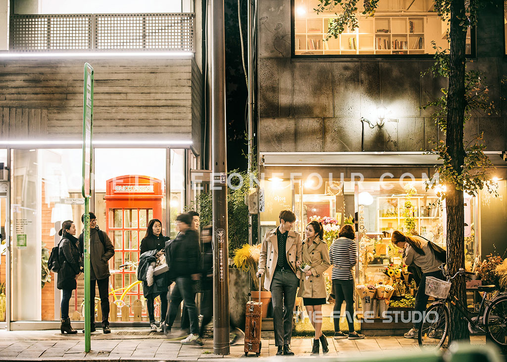 [AUTUMN] Korean Studio Pre-Wedding Photography: Night Streets of Hongdae (홍대) (Outdoor) by The Face Studio on OneThreeOneFour 6