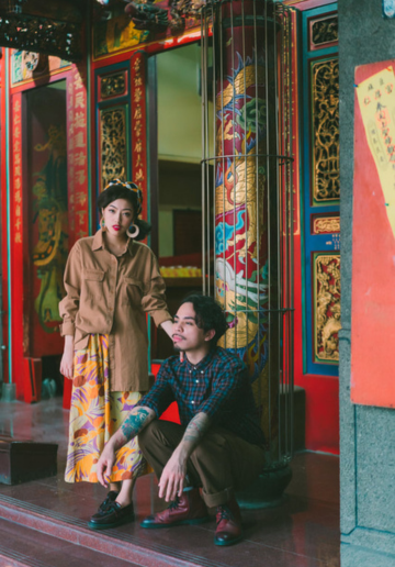 Taiwan Pre-Wedding Photoshoot Zoo Vintage Couple Outfit Streets Retro Vibes