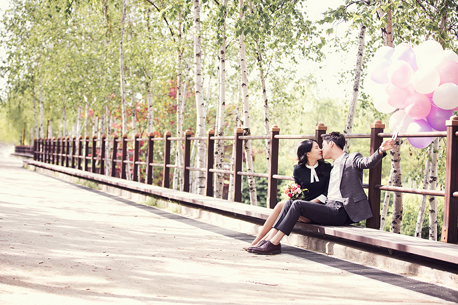 Korea Casual Couple Photoshoot At Seonyudo Park In Spring by Junghoon on OneThreeOneFour 1